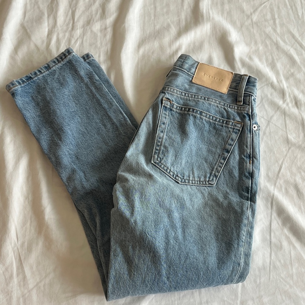 Everlane 90s Cheeky Light Blue Straight Jeans